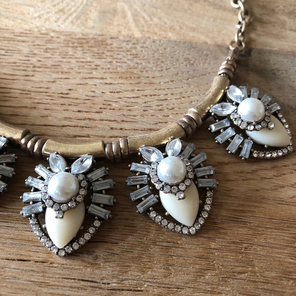 Statement necklace - Picture 3 of 6